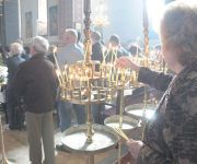 07.10.2012г. Гр. Батак - Архиерейска св. Литургия в храм 