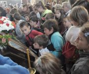 14.10.2012г. Преп. Параскева Петка Търновска ( Петковден ) - Архиерейска св. Литургия в храм 