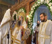 13.06.2013г. - Възнесение Господне ( Спасовден ) . Архиерейска света Летургия , храм 